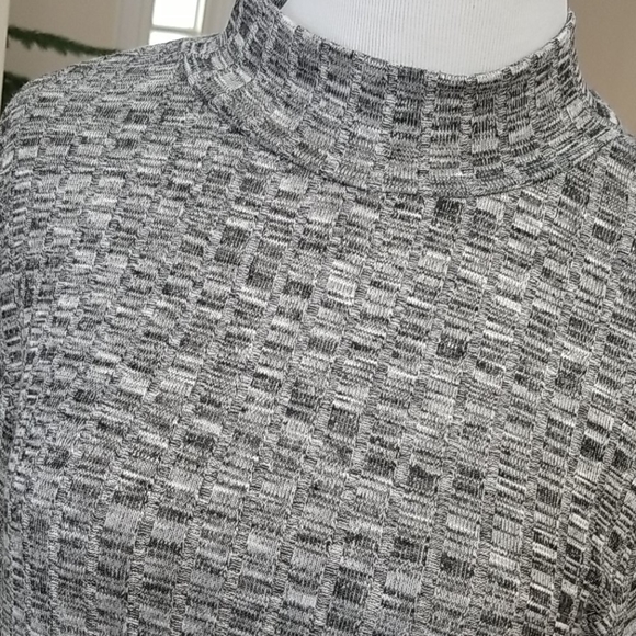 😺 IVANKA TRUMP DRESS - Picture 2 of 10